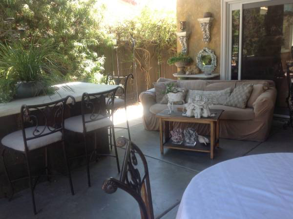 494 Nicolas Rd - Photo 2 of 9