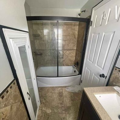 527 W Liberty St - Photo 6 of 31