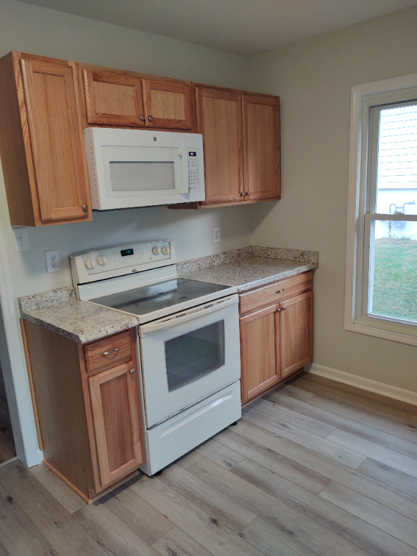404 W Highland Rd - Photo 4 of 9