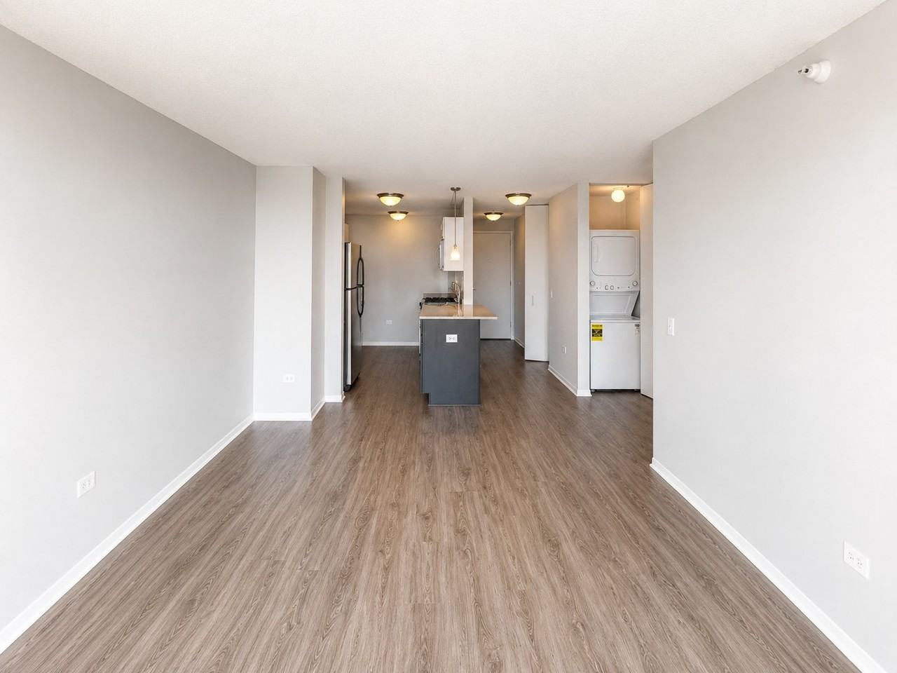 605 W Lake St #2411 - Photo 2 of 16