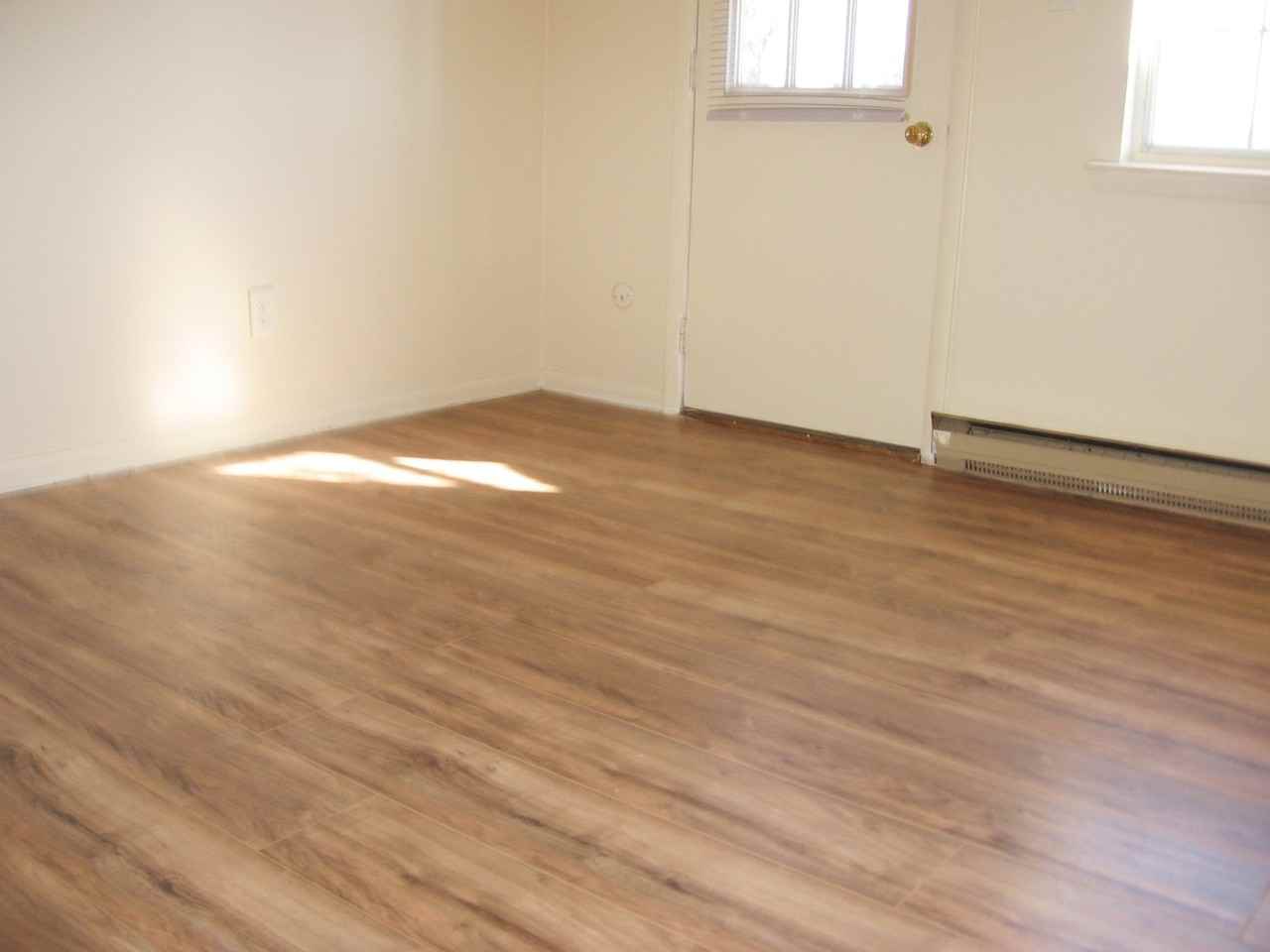 1738 W Cedar St - Photo 2 of 6