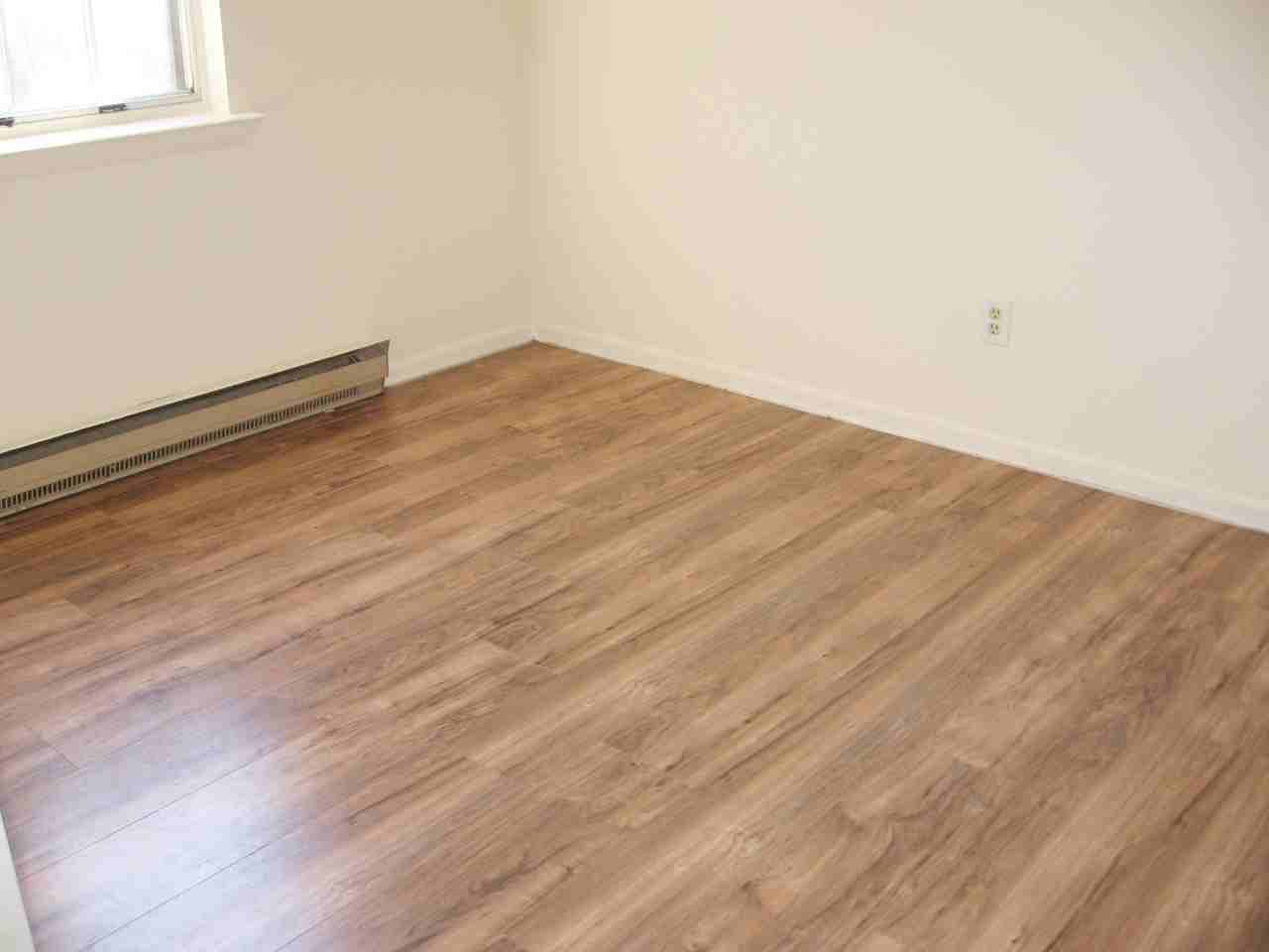 1738 W Cedar St - Photo 4 of 6