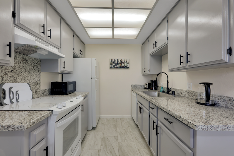 1104 F St #2 - Photo 7 of 16