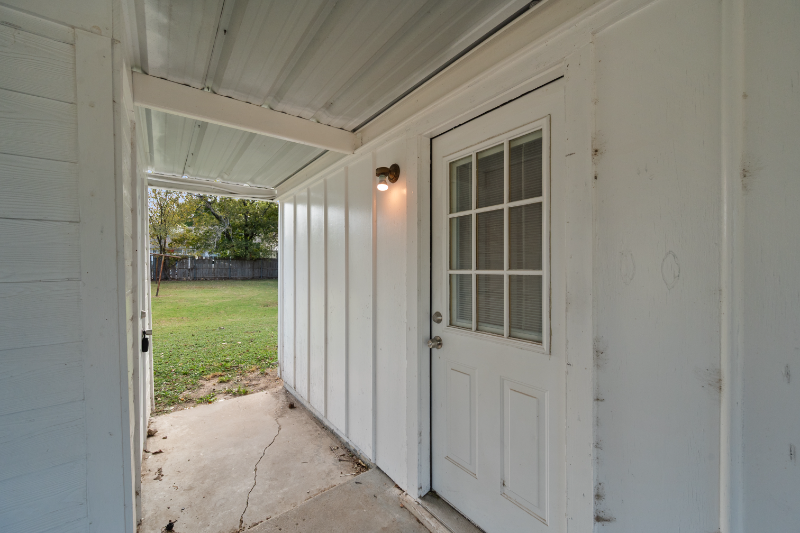3003 Williams Dr - Photo 5 of 38