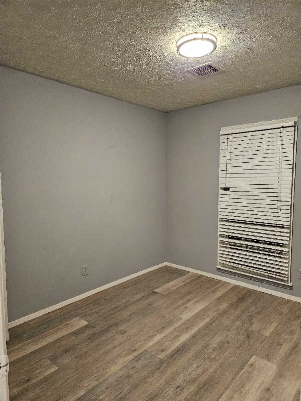 4001 Piedmont Dr - Photo 7 of 9