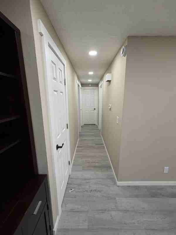 4640 Wyoming Ave Ne - Photo 5 of 13