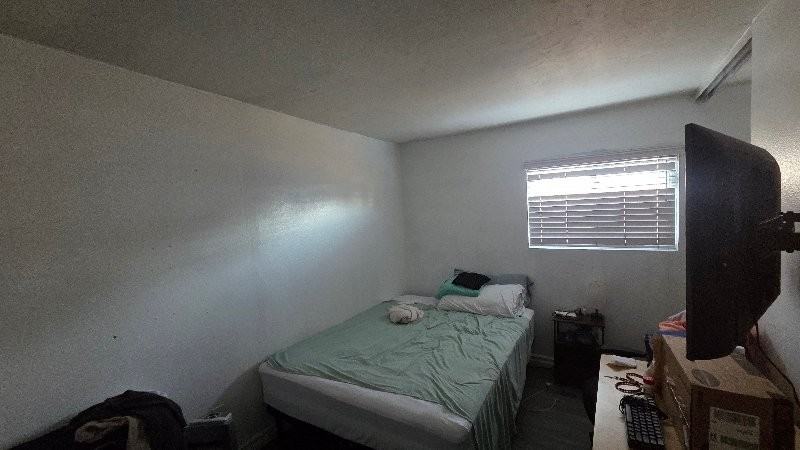 1322 Carnell Ct - Photo 7 of 13