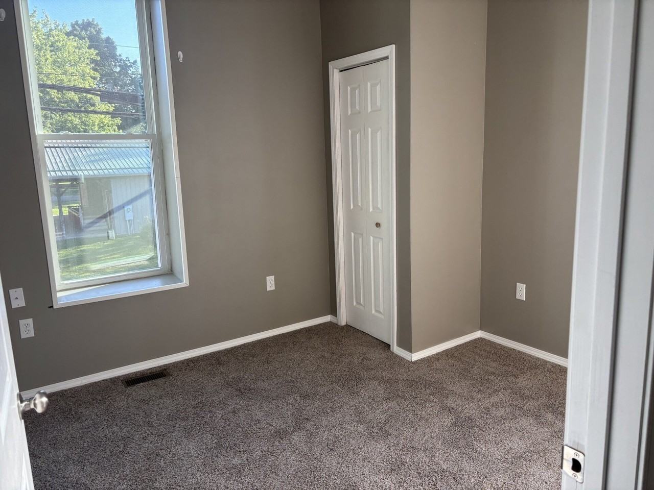 115 South State Road - Photo 2 of 5