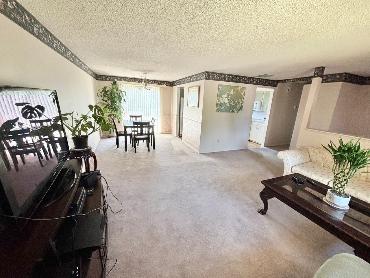 214 Walker Dr - Photo 5 of 7