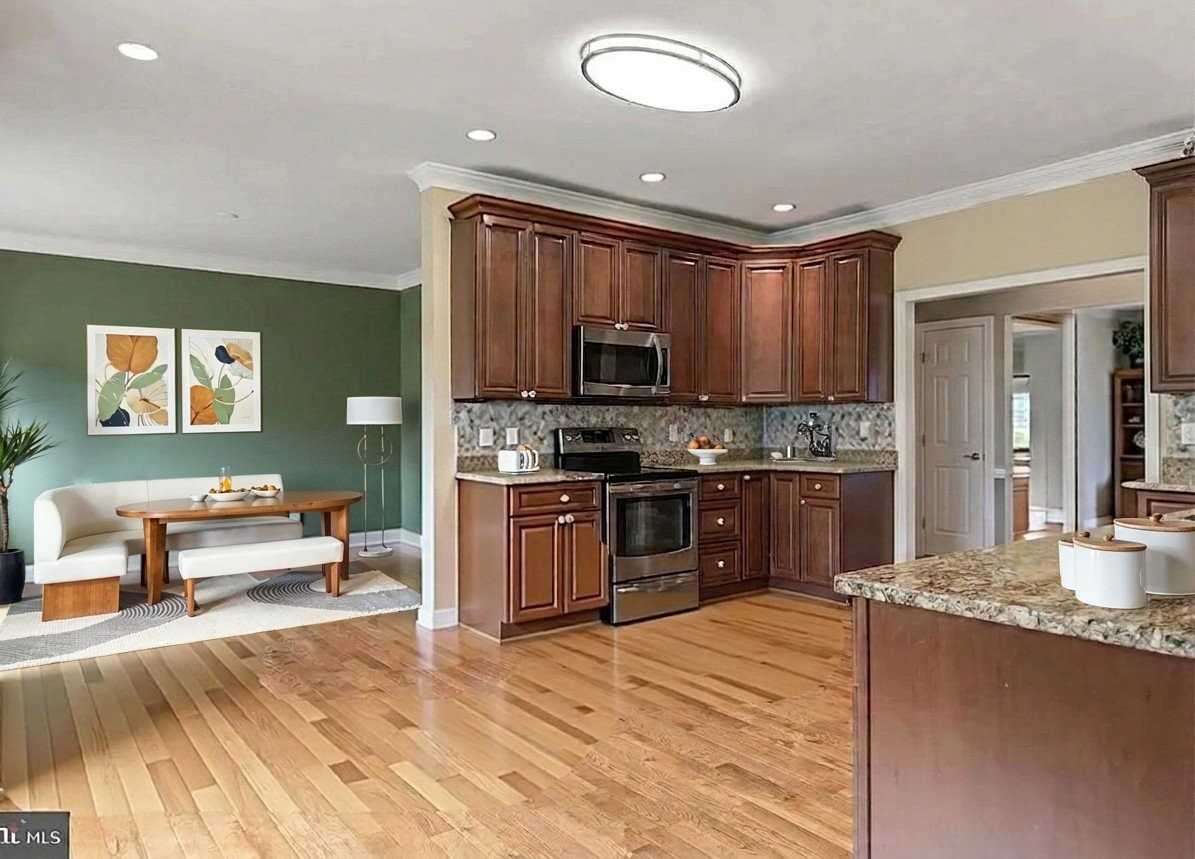 2277 Poplar Rd - Photo 7 of 13