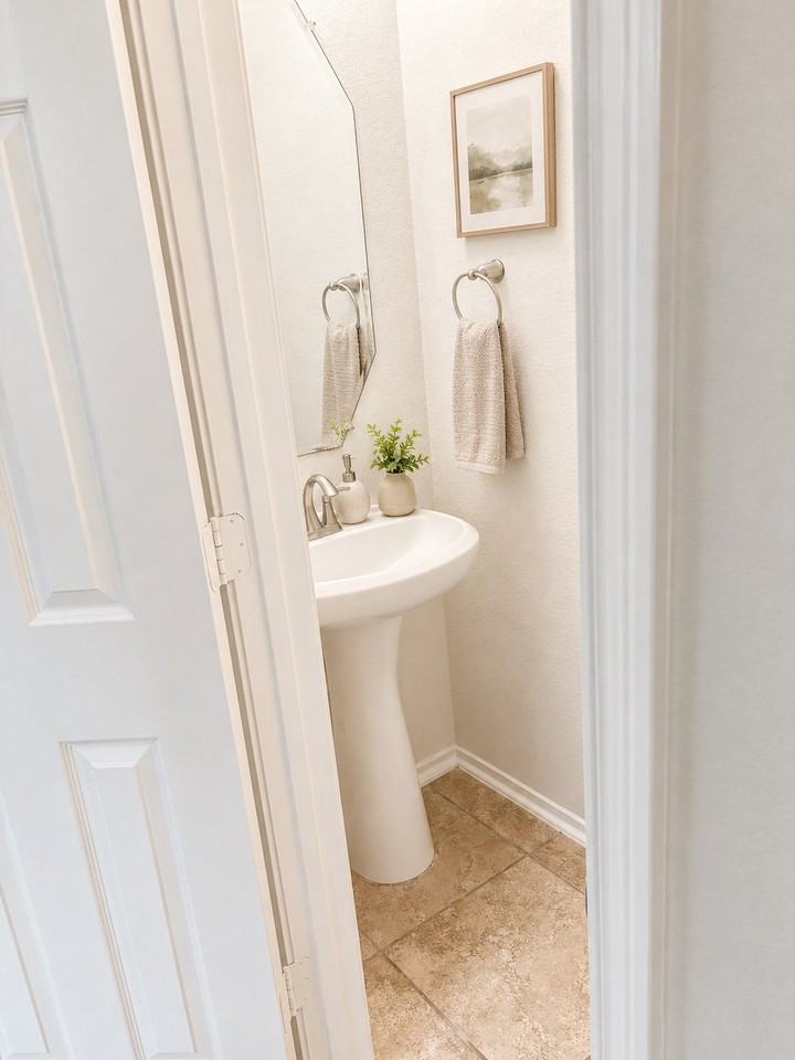6414 Haywards Crossing South Cir - Photo 4 of 15