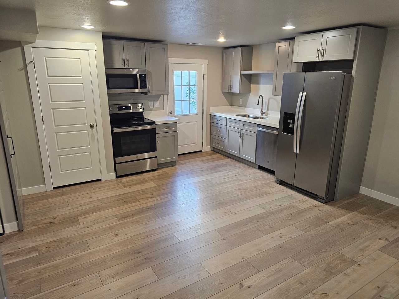 13067 S Twisted Oak Dr - Photo 3 of 10
