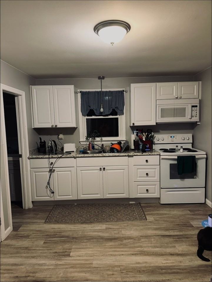 245 Willimantic Rd - Photo 3 of 4