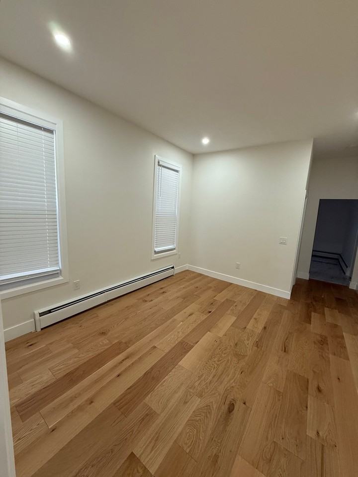 1102 Central Ave #1 - Photo 3 of 11