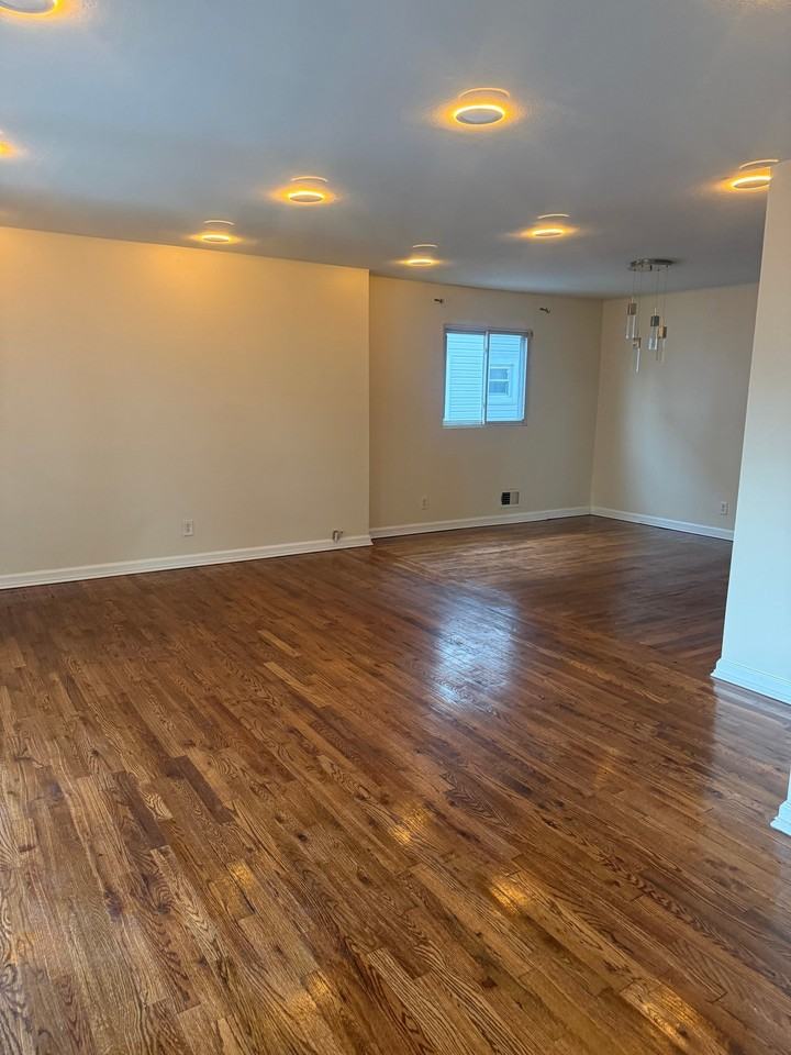 123 Spartan Ave #1 - Photo 3 of 9