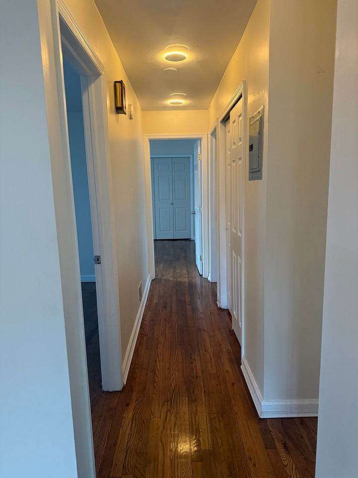 123 Spartan Ave #1 - Photo 4 of 9