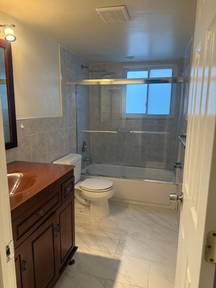 123 Spartan Ave #1 - Photo 5 of 9