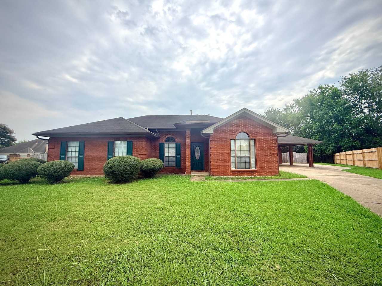 6630 Stable Gate Ct - Photo 2 of 20