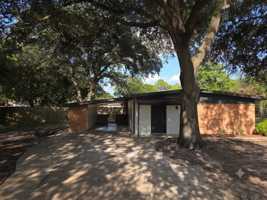 featured image of 116 Lindsey Ave