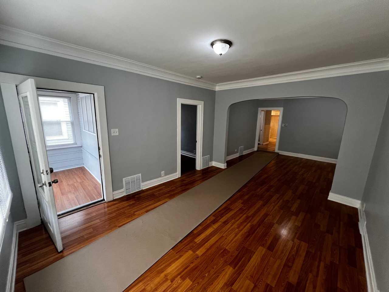 346 W 113th St - Photo 4 of 17
