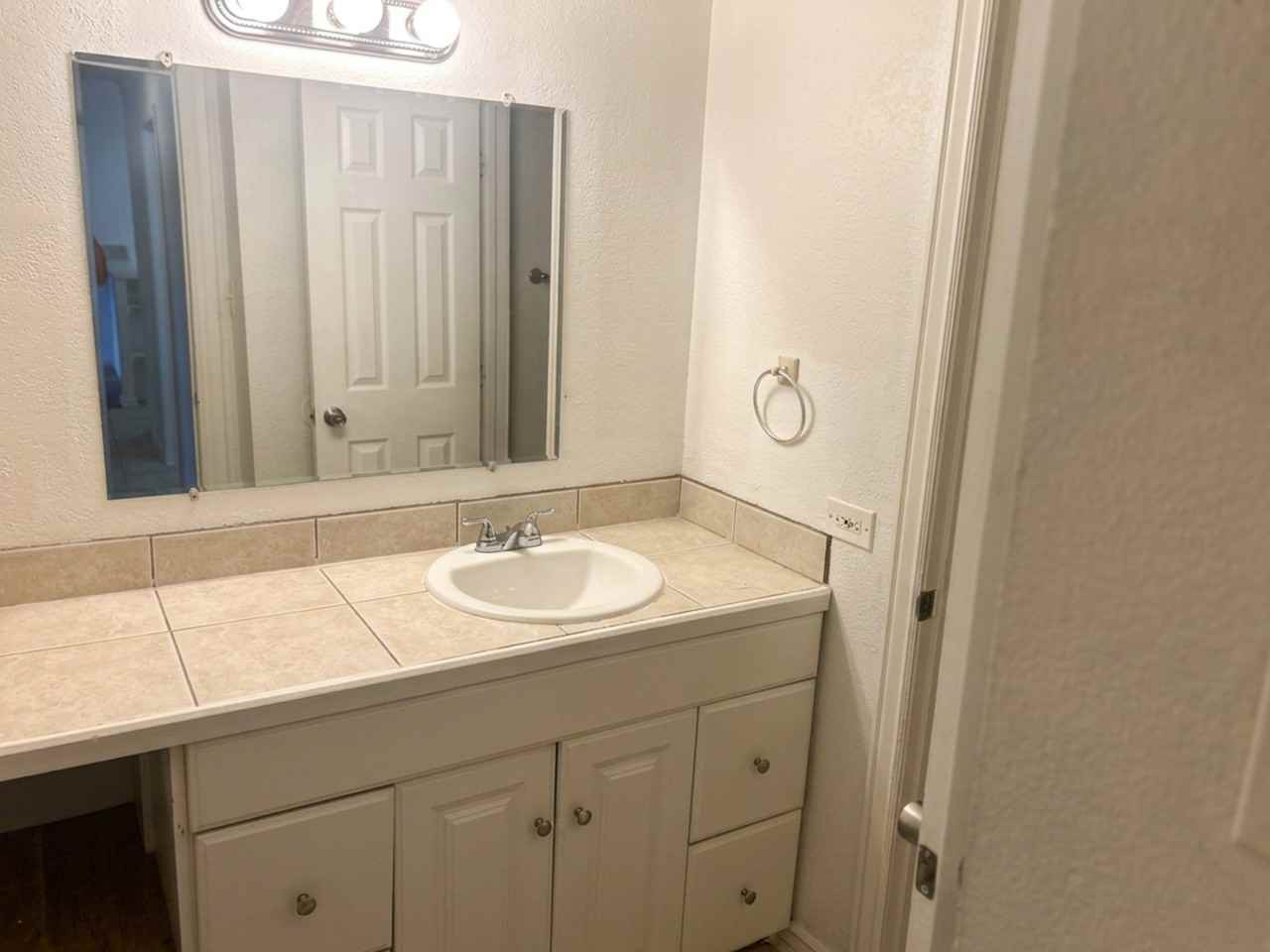 707 W 96th Ave #8 - Photo 3 of 10