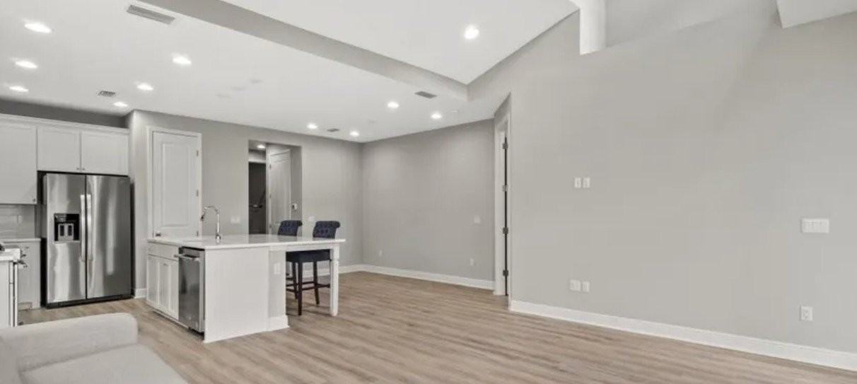 8723 Conch Shell Ct - Photo 3 of 5