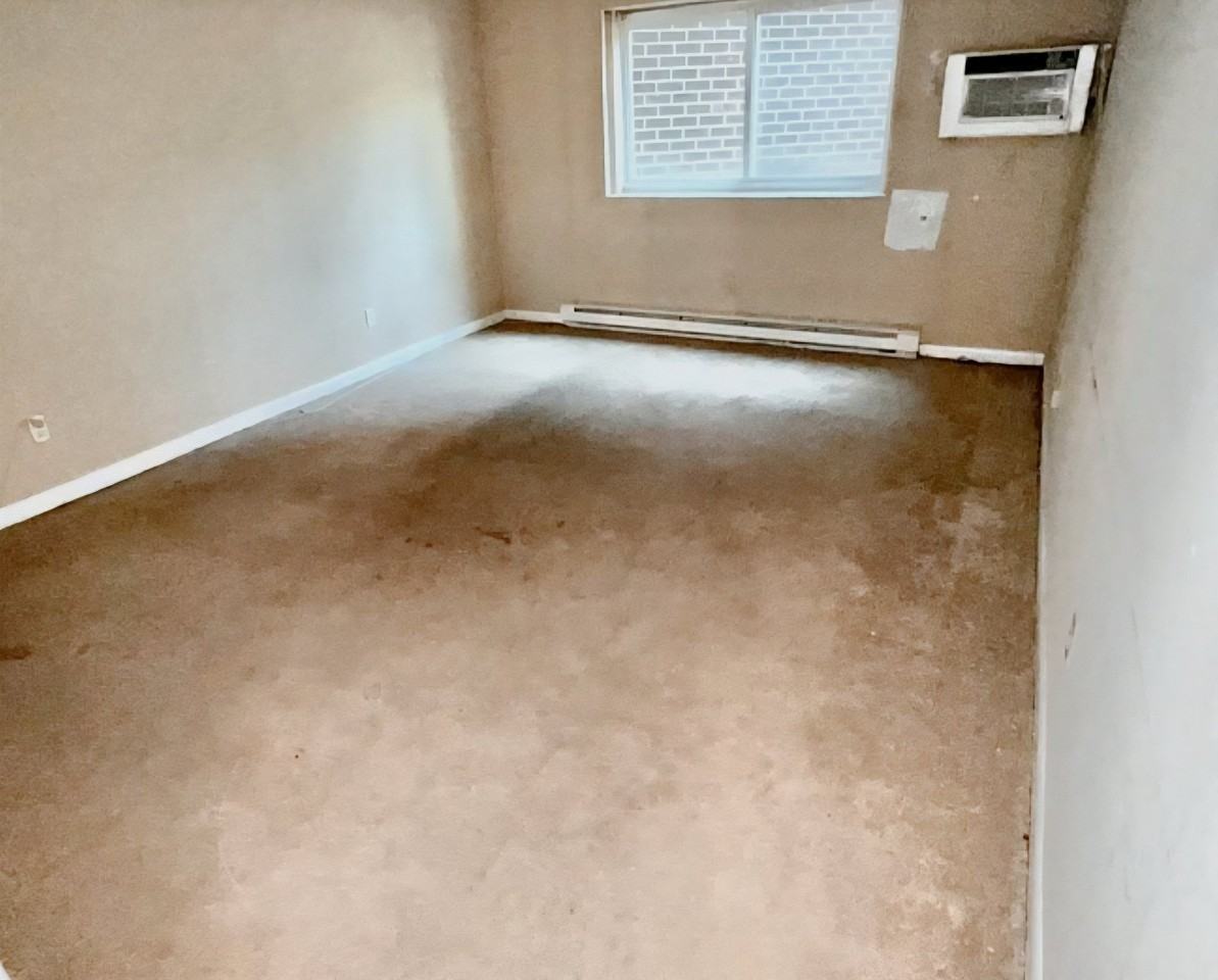 9 Weld St - Photo 2 of 5