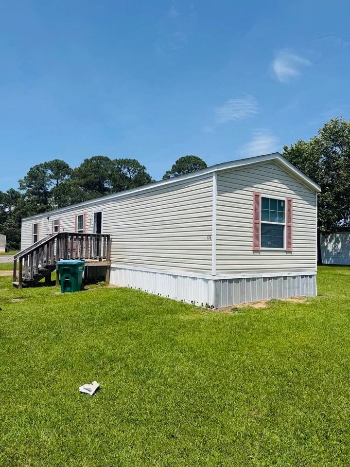 2101 Ladnier Rd #170