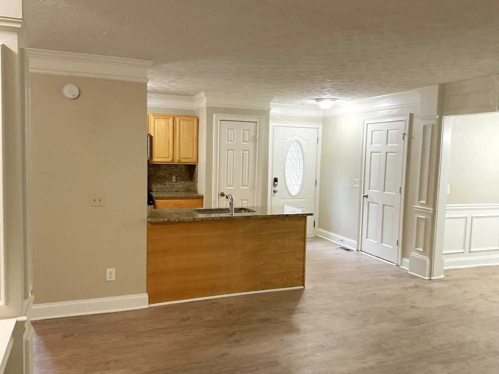 256 Robbie Ln Sw - Photo 3 of 13