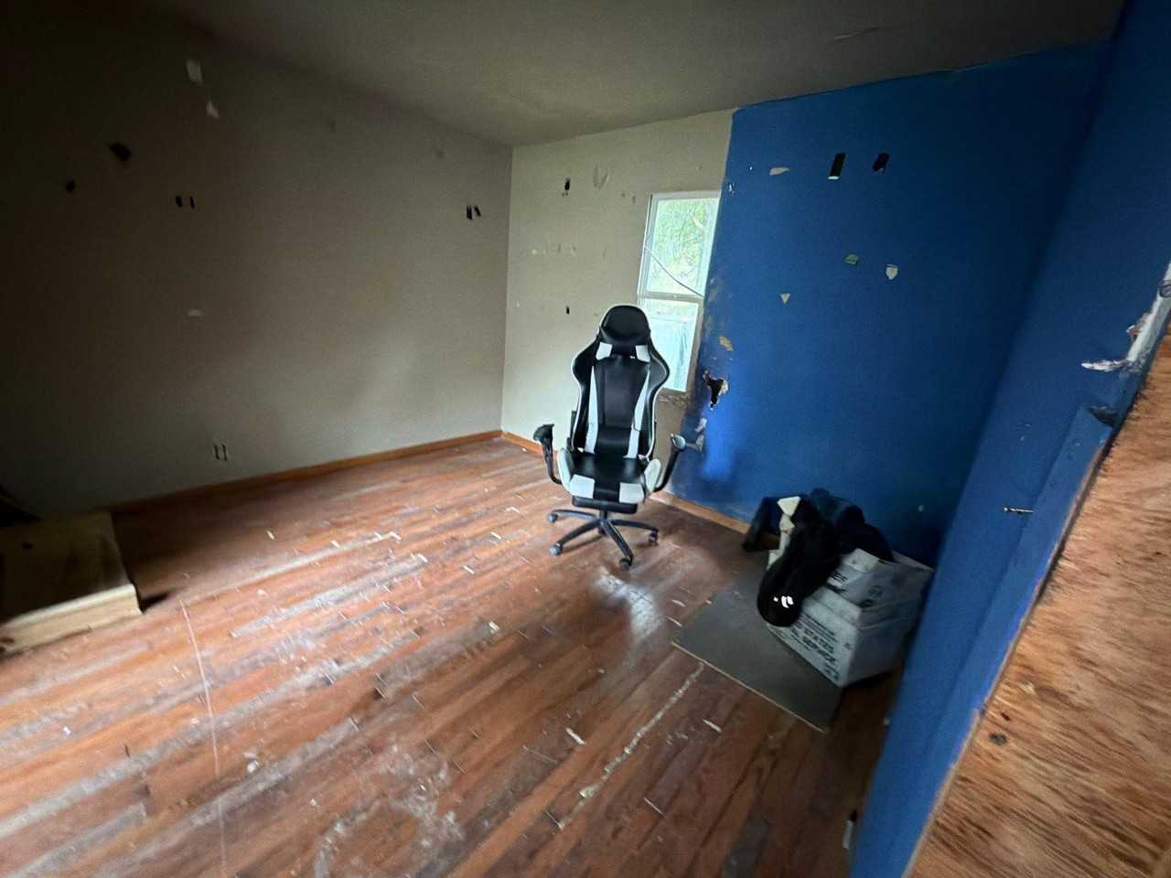 1311 N 51st St - Photo 5 of 11