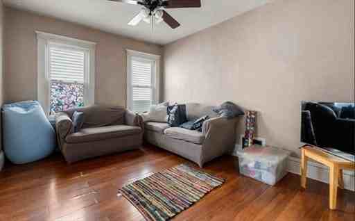 14 Forest Ave #2 - Photo 4 of 8
