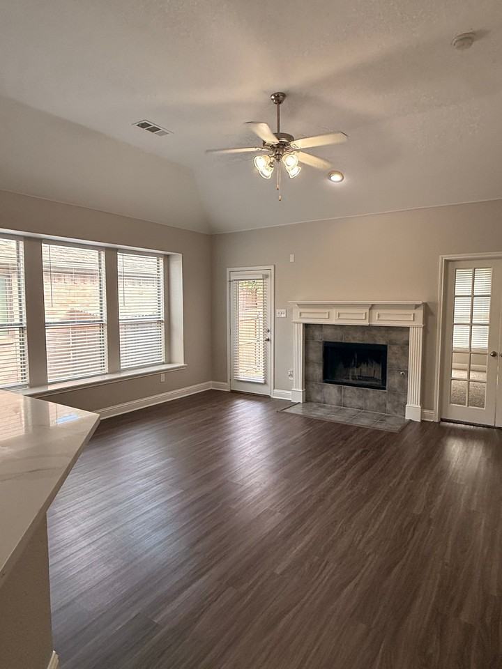 3105 Whispering Pine Blvd - Photo 5 of 25