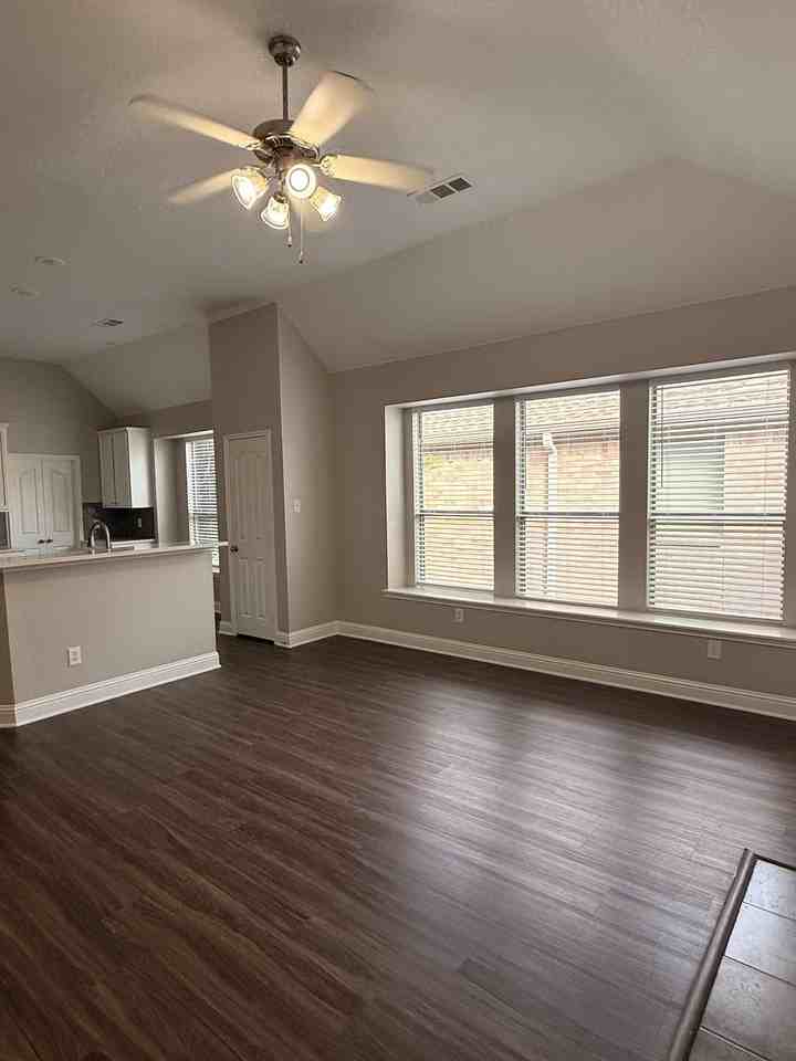 3105 Whispering Pine Blvd - Photo 7 of 25
