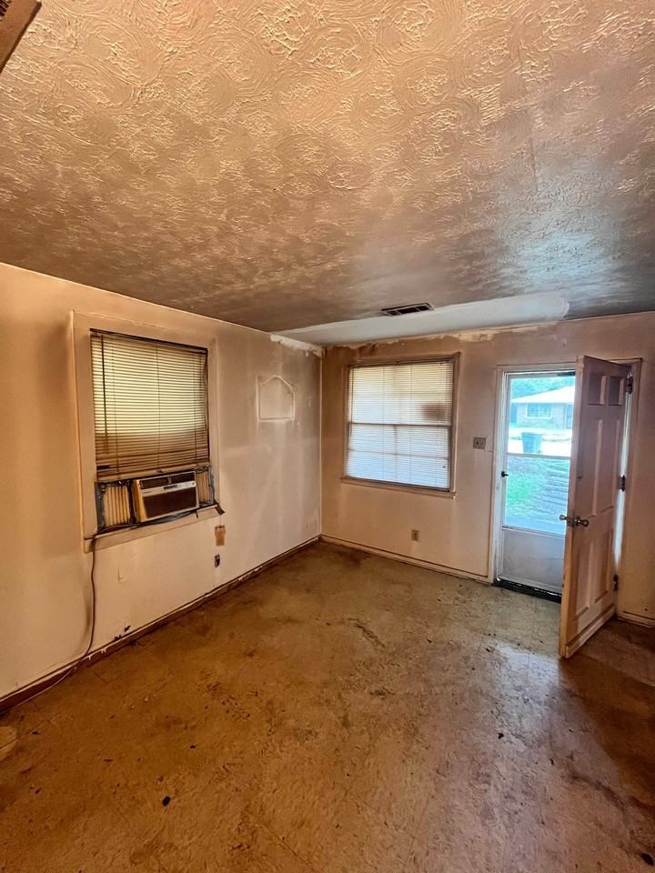 3355 Lunceford St - Photo 7 of 20