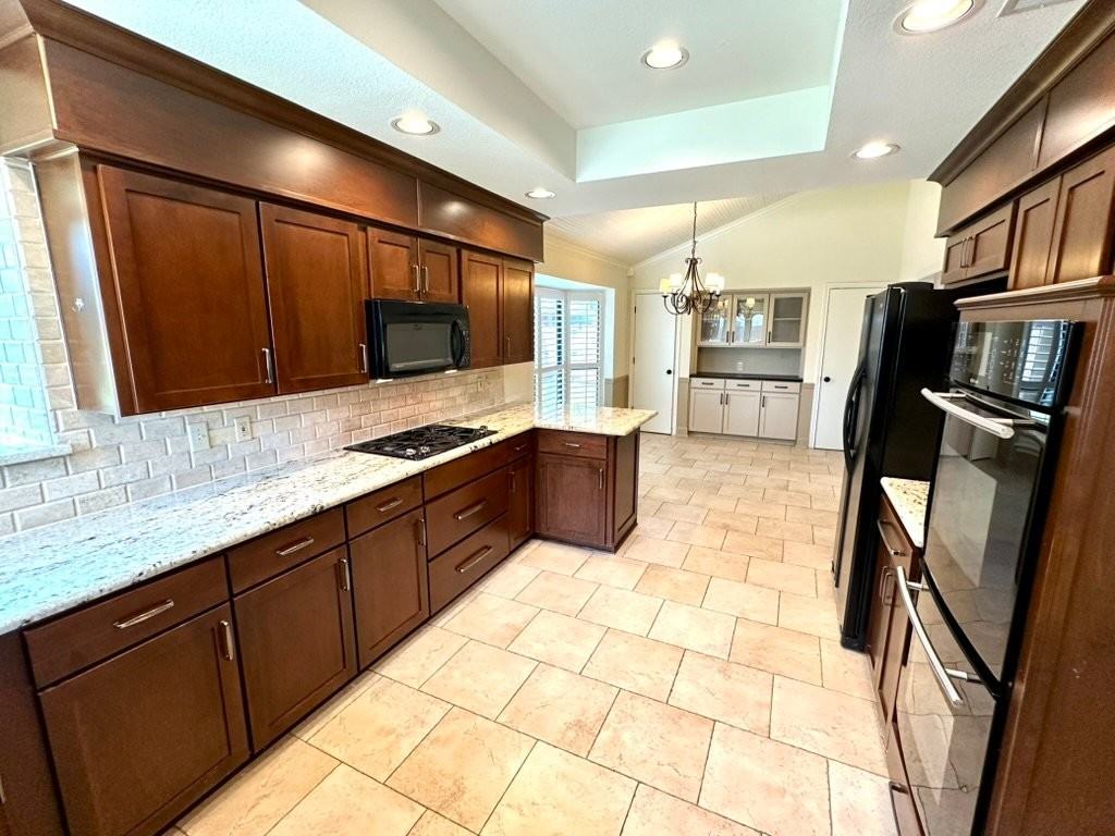 6513 Elkhurst Dr - Photo 6 of 13