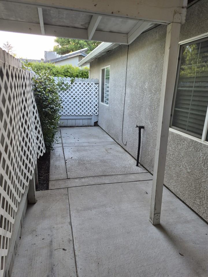 5817A Keyntel St #NA - Photo 2 of 3