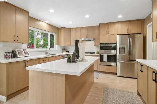 1 Woodcrest Cir #NA - Photo 6 of 20