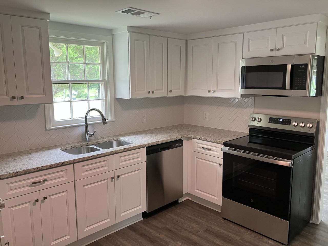 3809 Hunter Creek Rd #NA - Photo 4 of 11