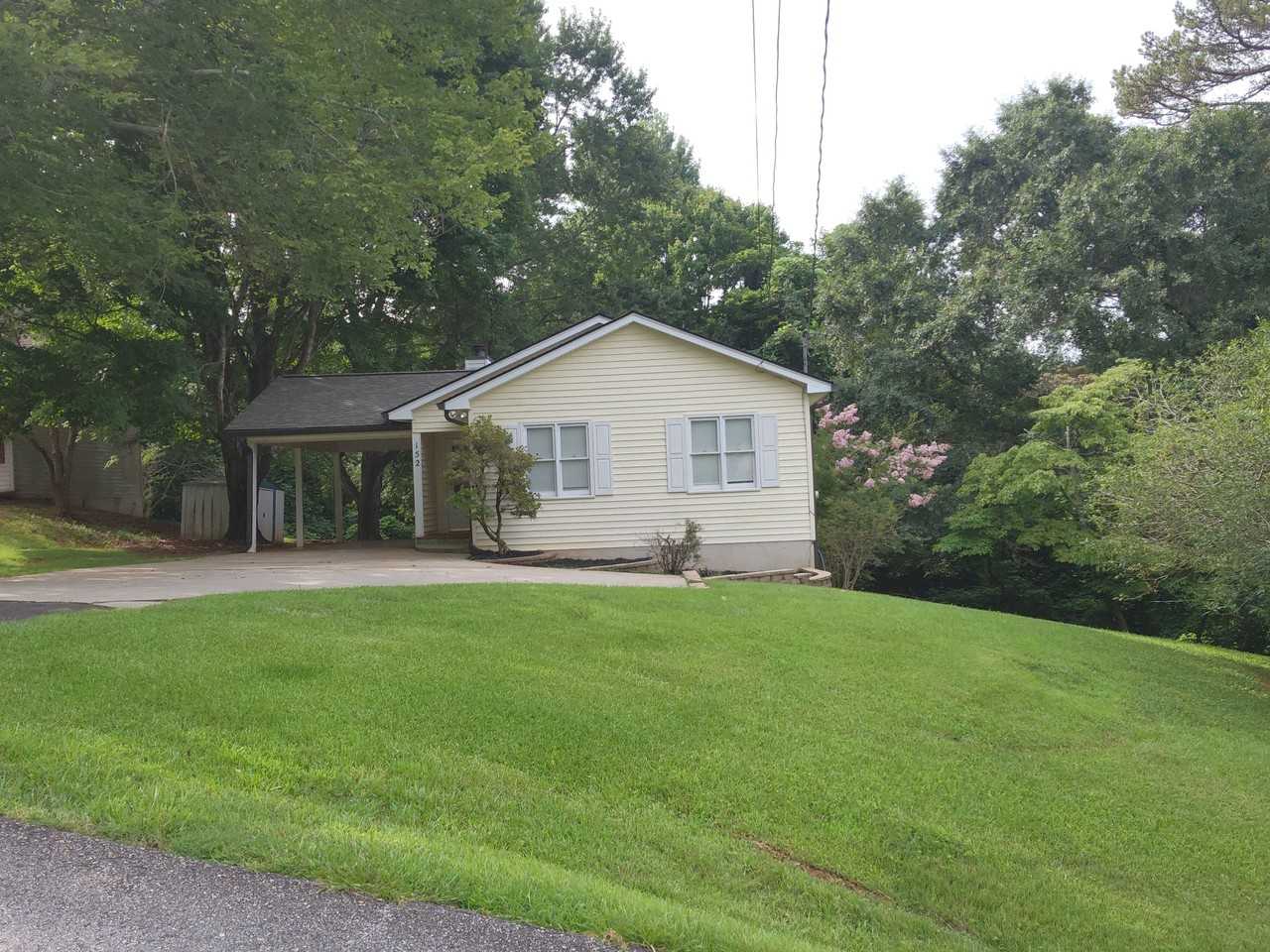 152 Oliver Dr #NA - Photo 2 of 3