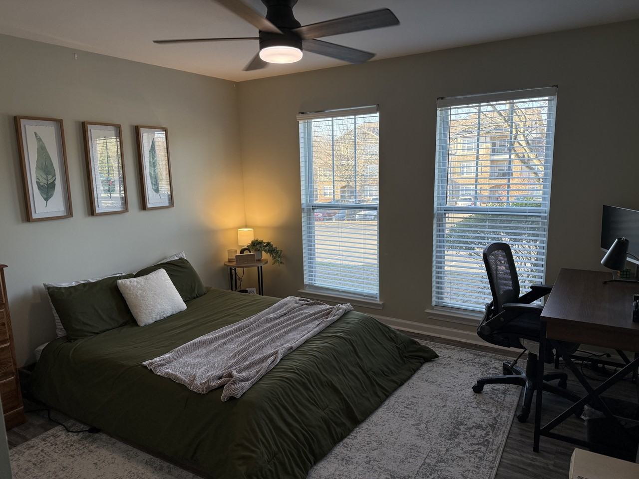 1101 Tree Top Way #1811 - Photo 4 of 16
