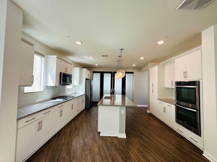 1834 Vesta Dr #NA - Photo 6 of 20
