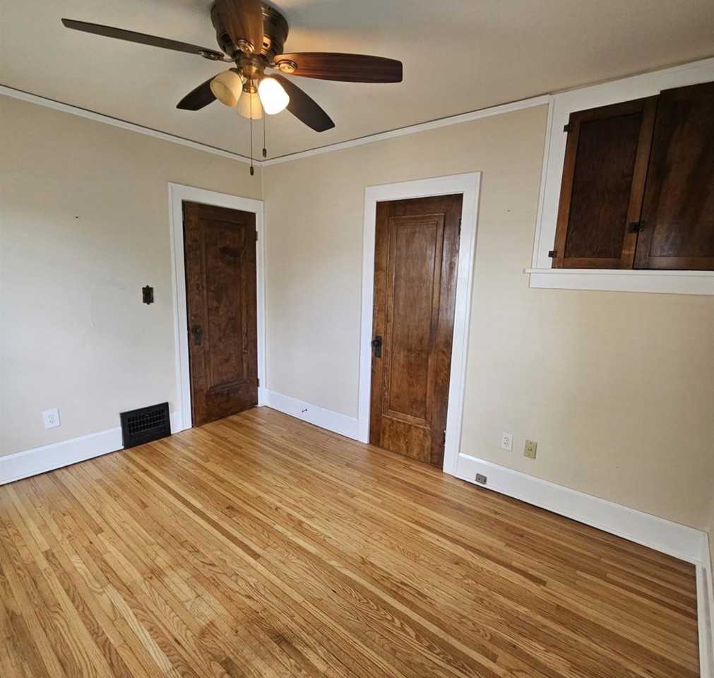 1231 23rd St #NA - Photo 6 of 11