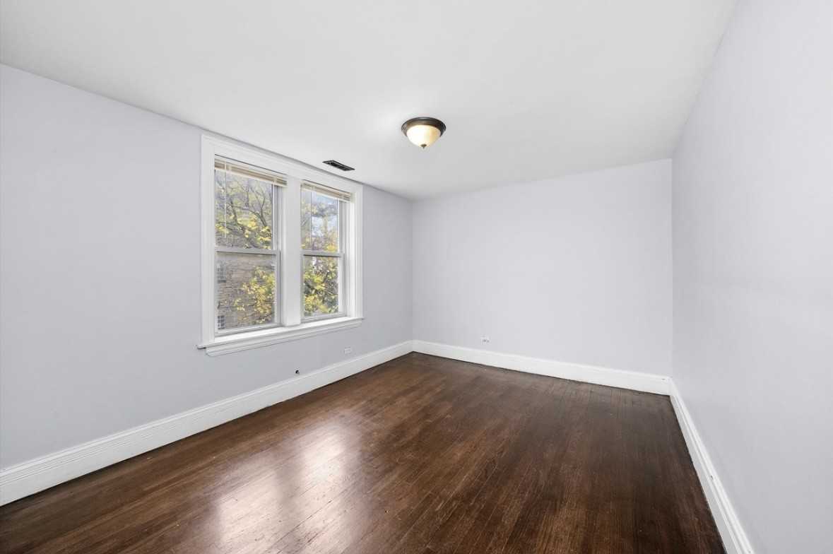 1857 S Komensky Ave #1 - Photo 3 of 9