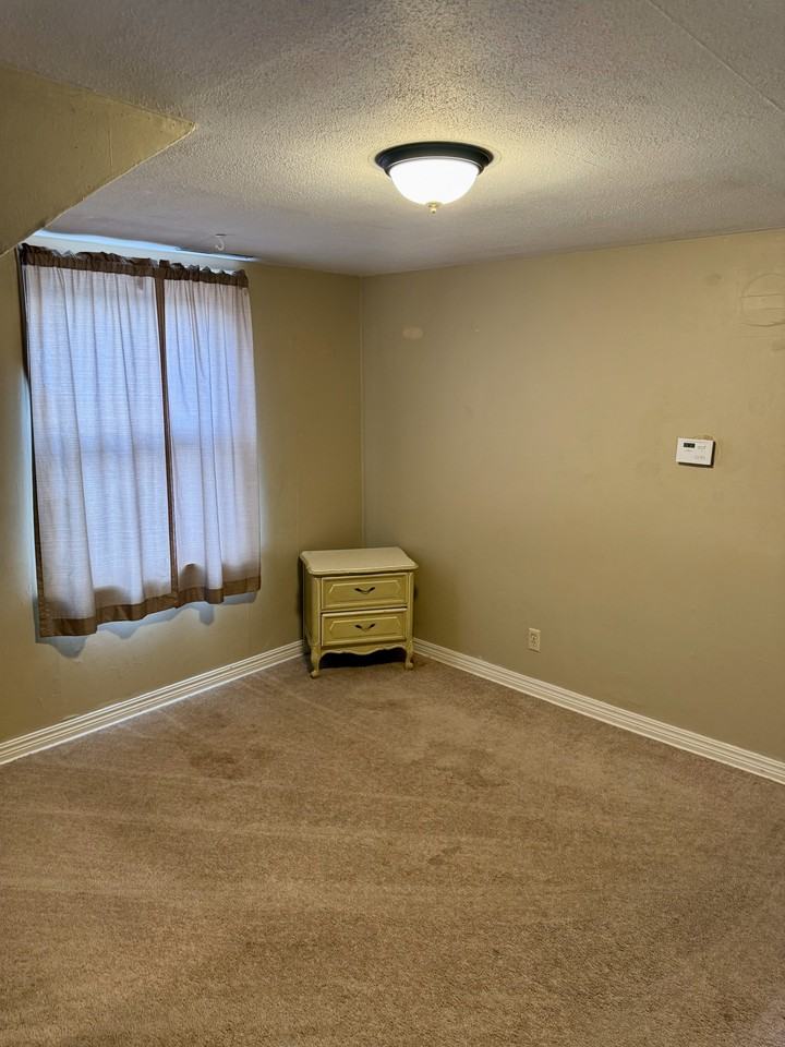 113 N Washington St #113-1-2 - Photo 7 of 20