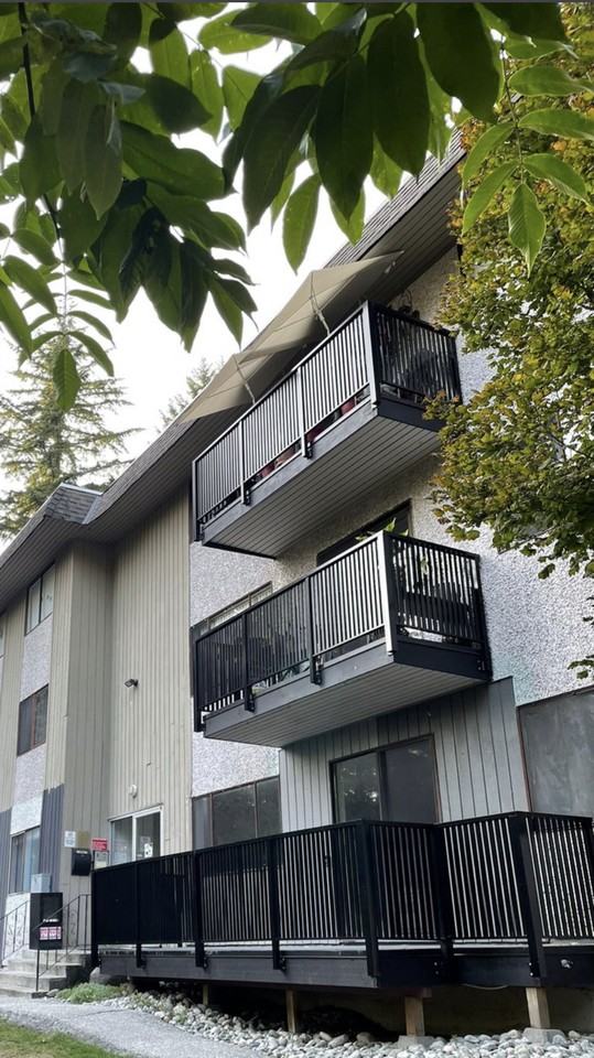 900 Berkley Rd - Photo 7 of 8