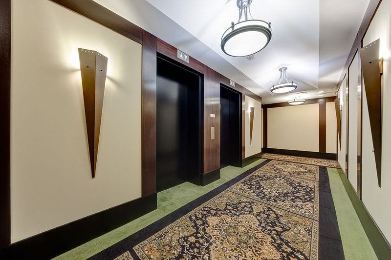 110 La Caille Parke Place - Photo 3 of 28