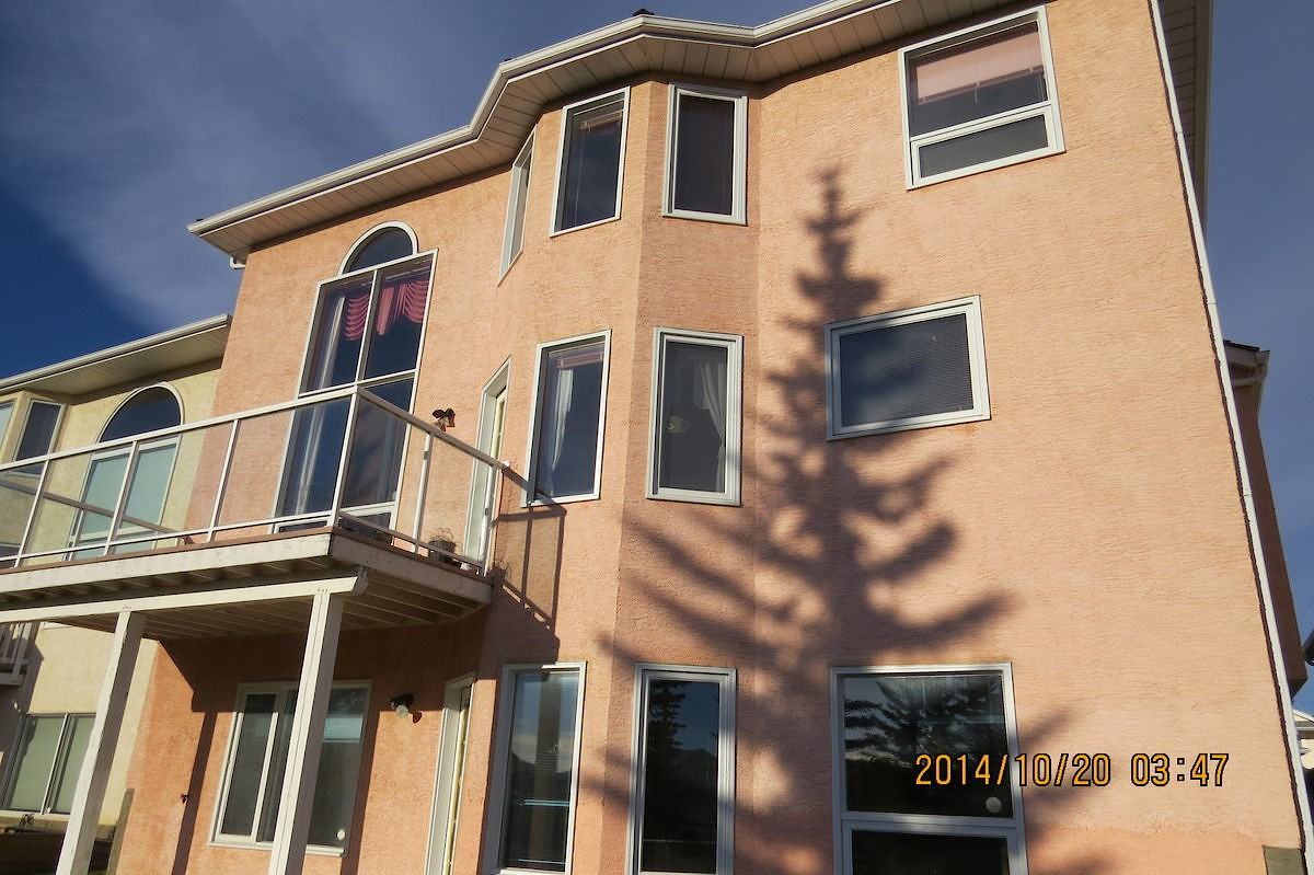 90 Hawkmount Green Nw - Photo 2 of 19