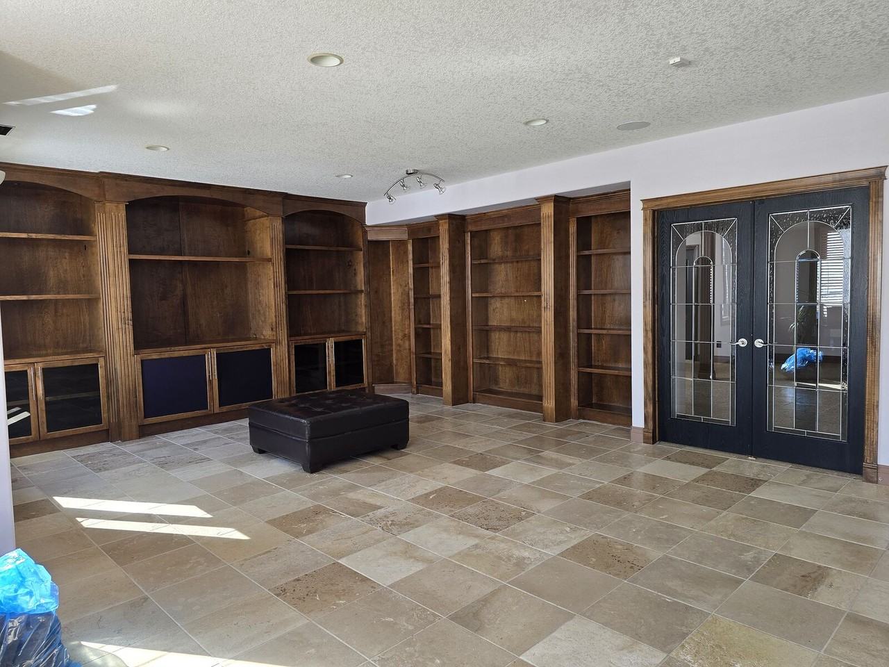18 Royal Terr Nw - Photo 3 of 14