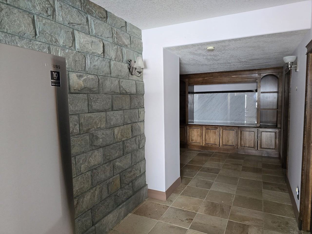 18 Royal Terr Nw - Photo 7 of 14