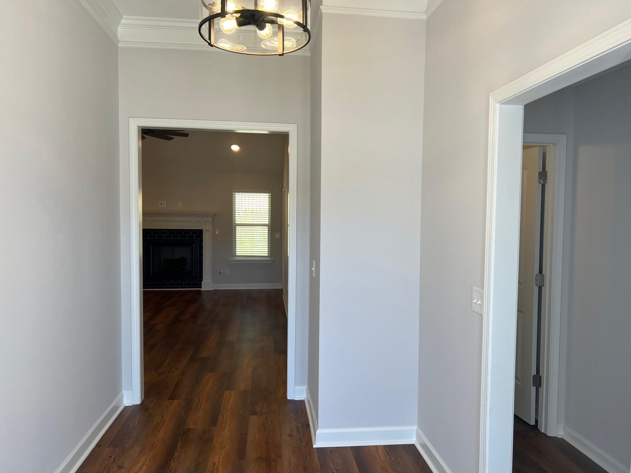 7467 Hanford Dr - Photo 2 of 32